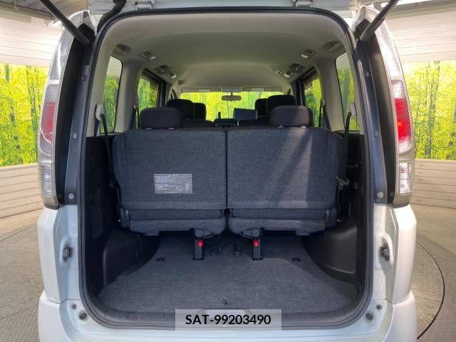 Nissan SERENA 2009-12 367751-11