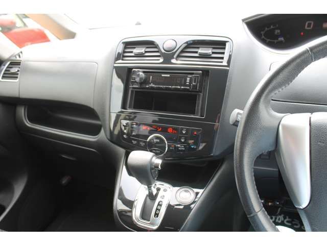 Nissan SERENA 2012-04 22376-19