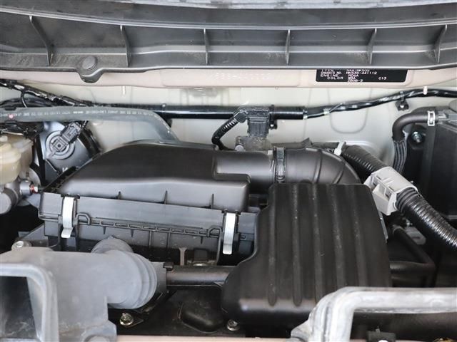 Suzuki SPACIA 2022-11 191874-27