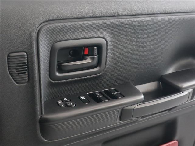 Suzuki SPACIA 2022-11 191874-19
