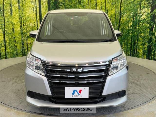 Toyota NOAH 2015-11 321458-15