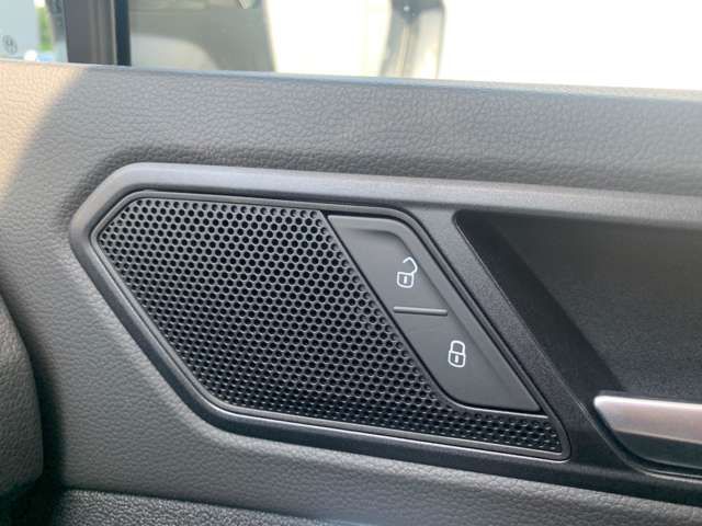 VolksWagen TIGUAN 2020-02 21092-16