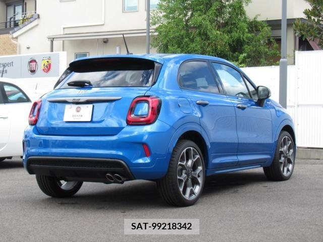 Fiat 500X 2023-06 373908-10