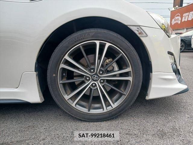 Toyota 86 2015-02 321179-10