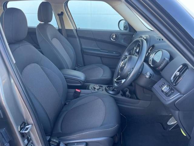 Bmw MINI 2018-03 11135-9