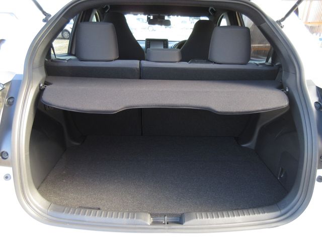 Toyota YARIS 2020-10 180983-23