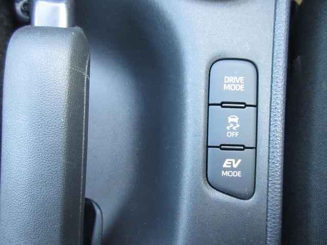 Toyota YARIS 2020-10 180983-16