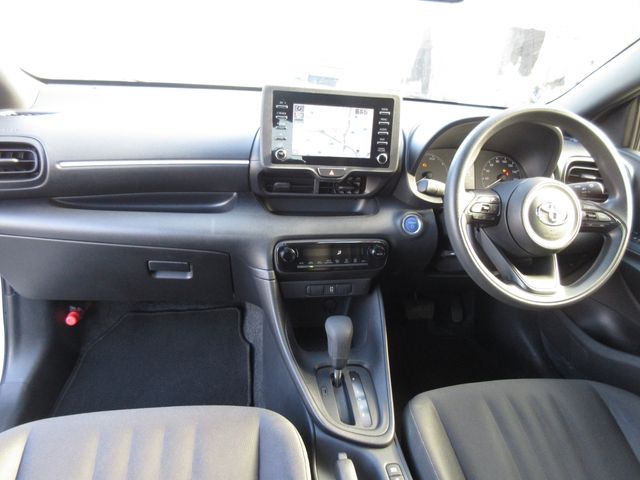 Toyota YARIS 2020-10 180983-20