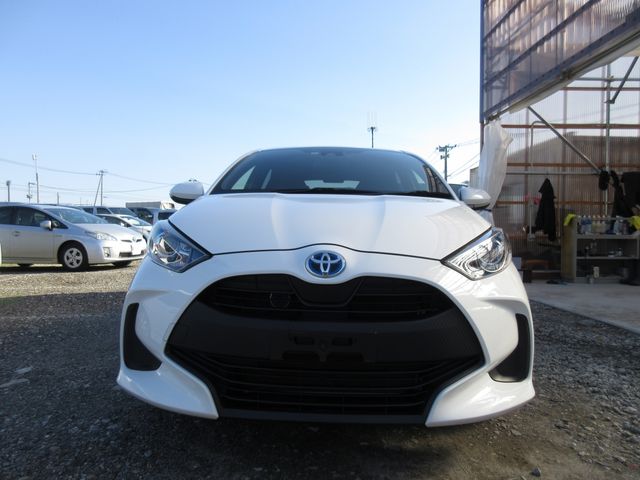 Toyota YARIS 2020-10 180983-1