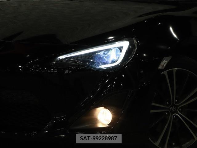 Toyota 86 2012-10 204436-9