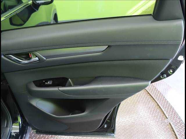 Mazda CX-5 2021-03 186348-27