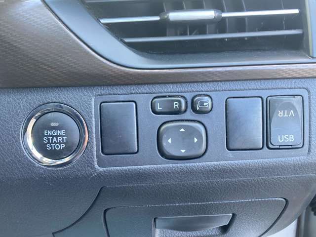 Toyota AVENSIS 2015-12 181406-15