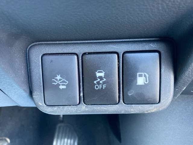 Toyota AVENSIS 2015-12 181406-16