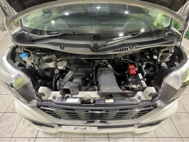 Suzuki SPACIA 2018-06 195494-18