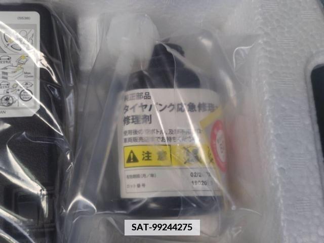 Suzuki SWIFT 2019-06 352779-29