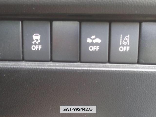 Suzuki SWIFT 2019-06 352779-13