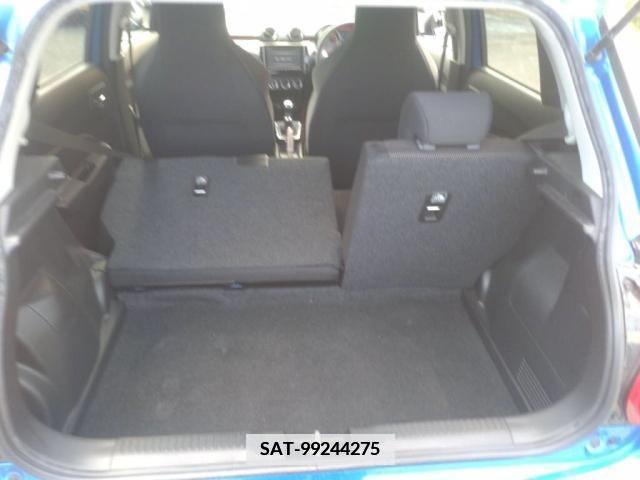 Suzuki SWIFT 2019-06 352779-25
