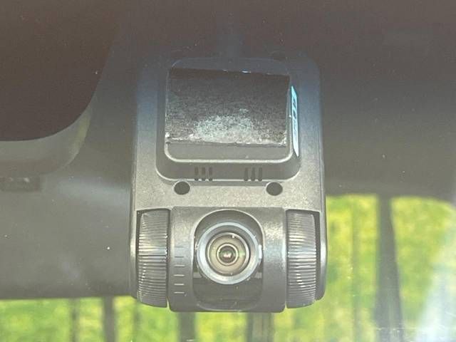 Honda N BOX CUSTOM 2018-10 181694-7