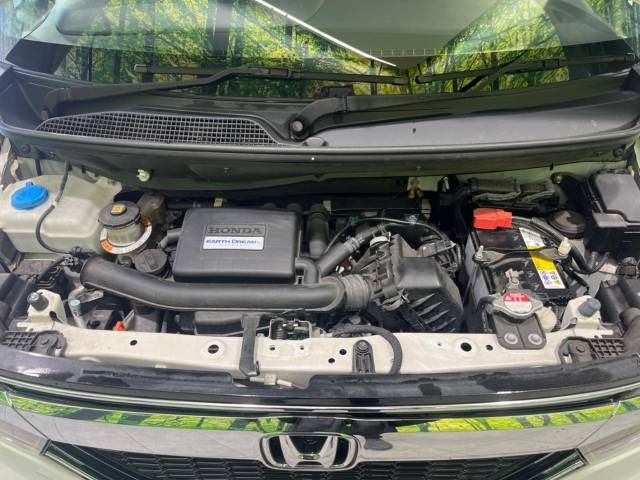 Honda N BOX CUSTOM 2018-10 181694-18