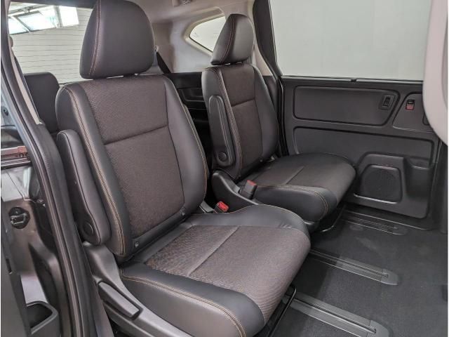 Honda FREED HYBRID 2023-07 184673-10