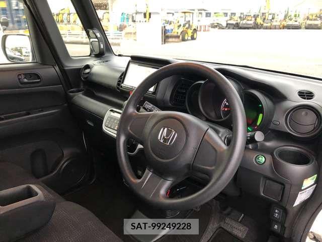 Honda N BOX 2016-08 201772-11