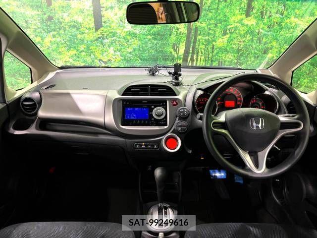 Honda FIT 2013-06 303314-1