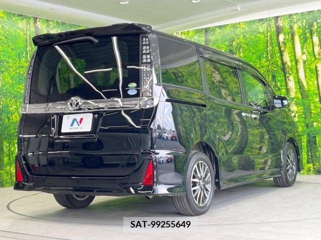 Toyota VOXY 2016-12 347086-17
