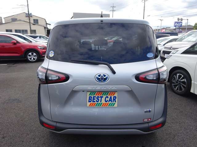 Toyota SIENTA 2017-01 24718-6