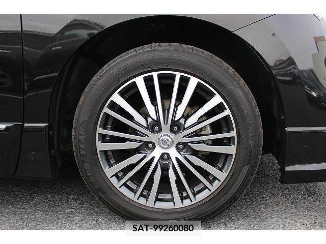 Nissan ELGRAND 2014-01 374439-11
