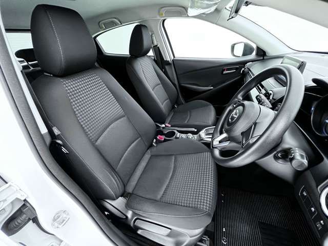 Mazda DEMIO 2017-09 24559-5