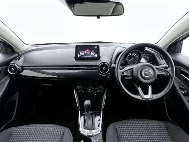 Mazda DEMIO 2017-09 24559-4