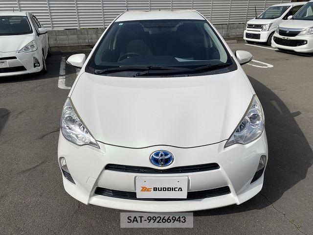 Toyota AQUA 2014-12 260134-2