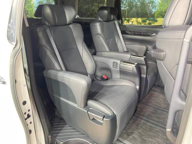 Toyota ALPHARD HYBRID 2022-10 190845-10