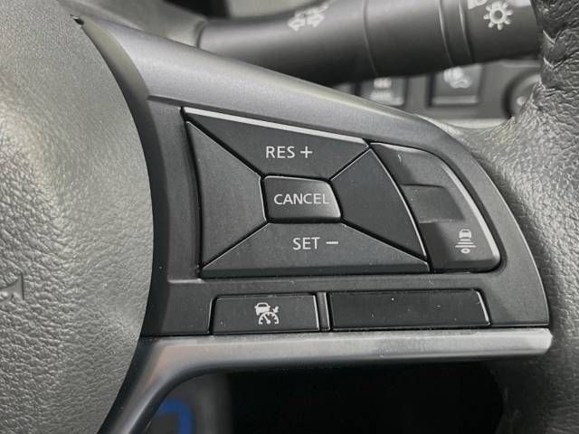 Nissan NOTE 2020-06 9927-5