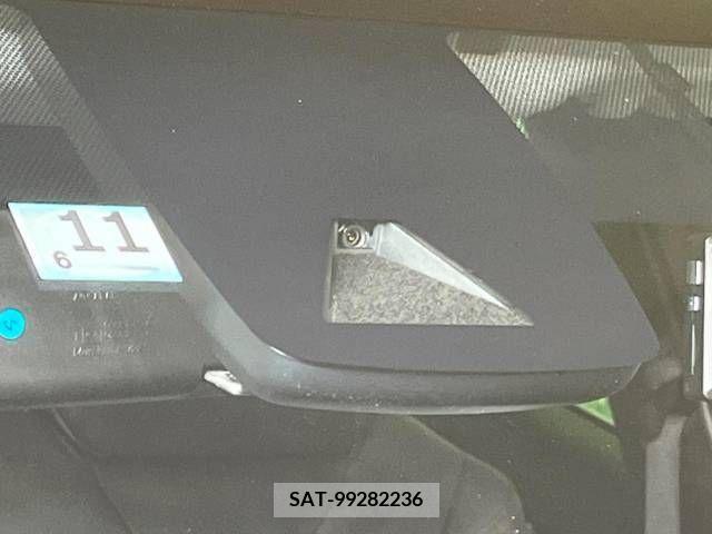 Toyota PRIUS 2021-11 217019-4