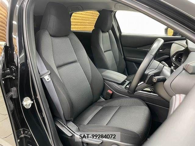 Mazda CX-30 2022-04 295595-7