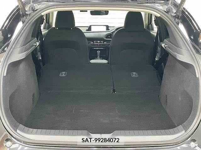 Mazda CX-30 2022-04 295595-19