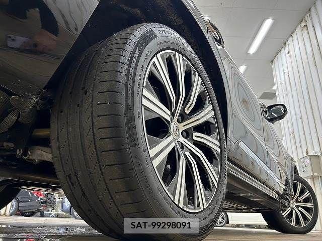 Volvo XC90 2022-02 320541-18