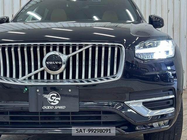 Volvo XC90 2022-02 320541-17