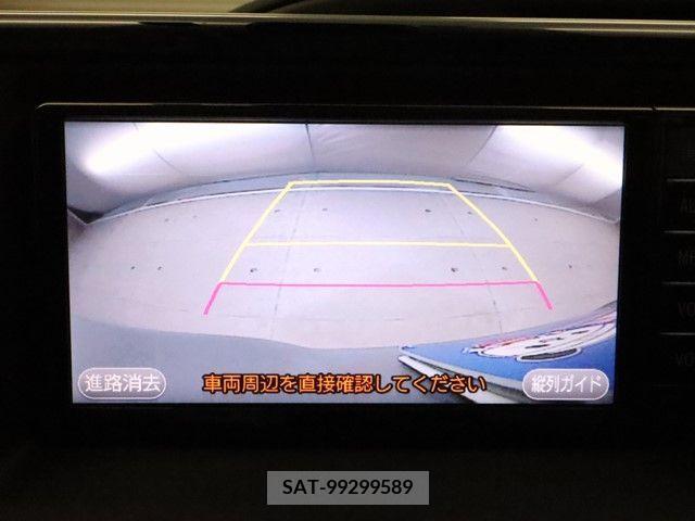 Toyota VOXY 2016-11 370469-15