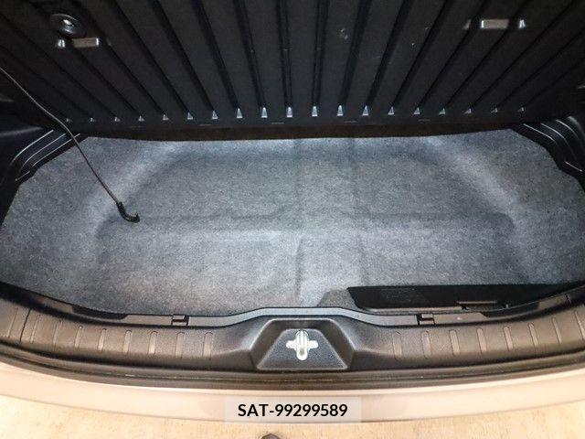 Toyota VOXY 2016-11 370469-10
