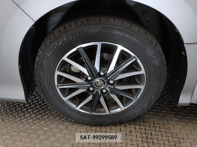 Toyota VOXY 2016-11 370469-27