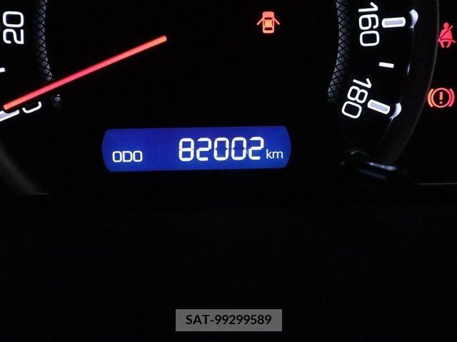 Toyota VOXY 2016-11 370469-28