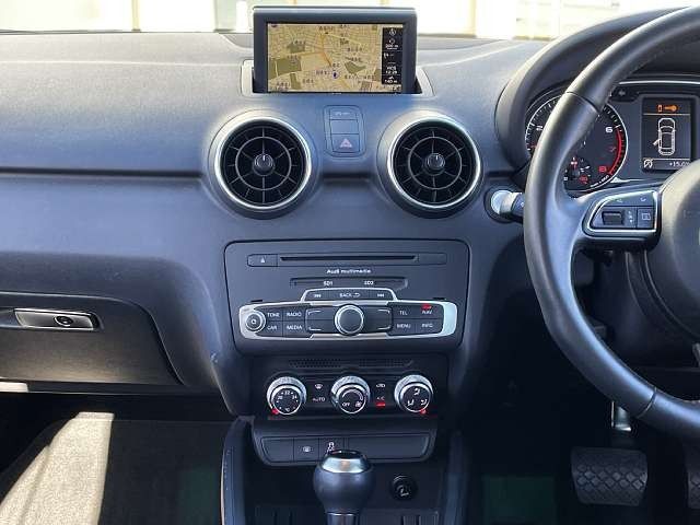 Audi A1 2013-09 182178-5