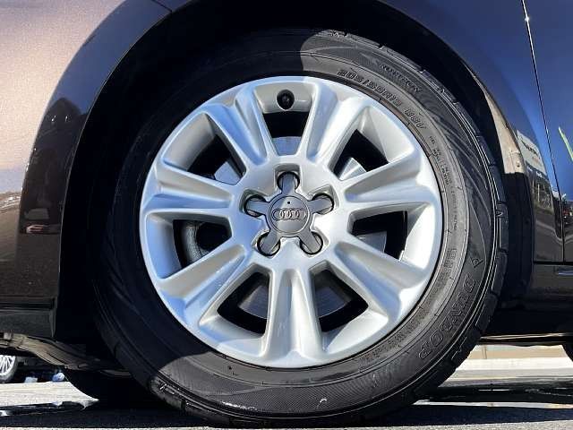 Audi A1 2013-09 182178-3
