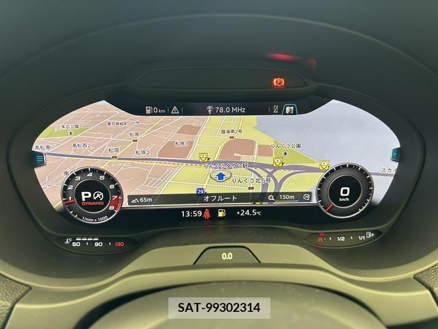 Audi RS3 SPORTBACK 2018-10 320109-8