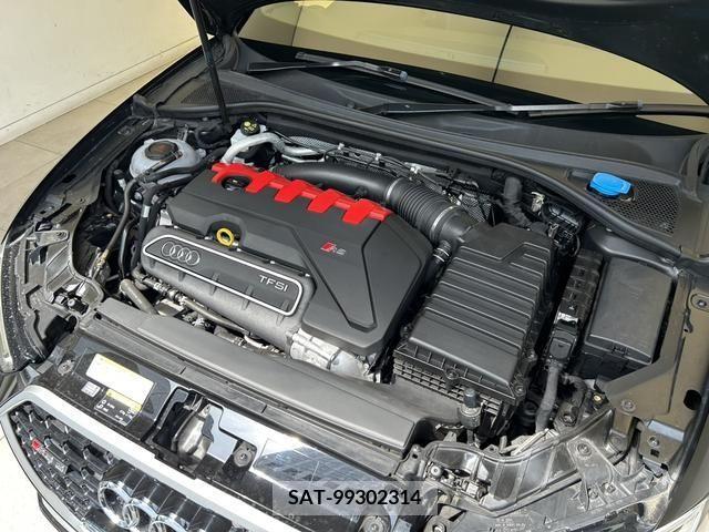 Audi RS3 SPORTBACK 2018-10 320109-16