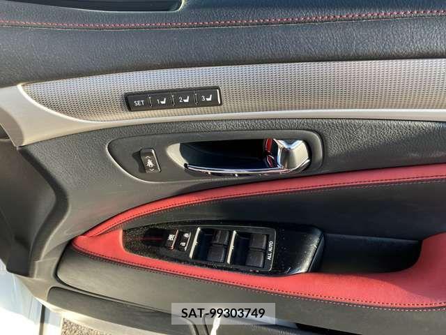 Lexus LS 2015-06 253176-15