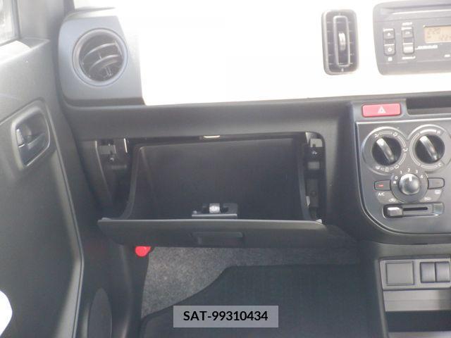 Suzuki ALTO 2017-02 327319-23