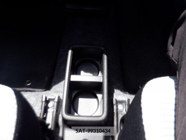 Suzuki ALTO 2017-02 327319-20